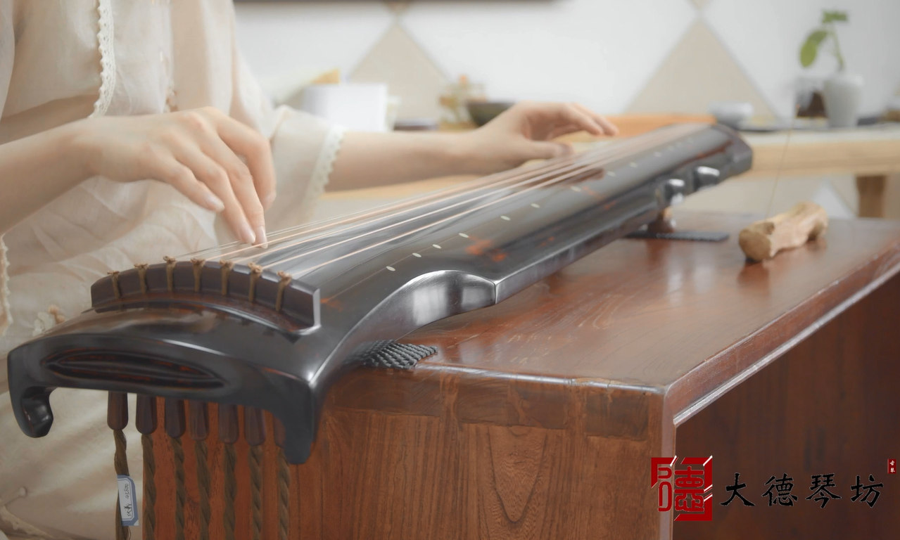 古琴曲欣赏《颐真》PA旗舰厅琴坊珍品伏羲式演奏